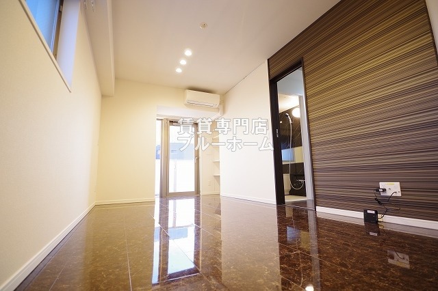 居室・リビング　床がお洒落なお部屋！