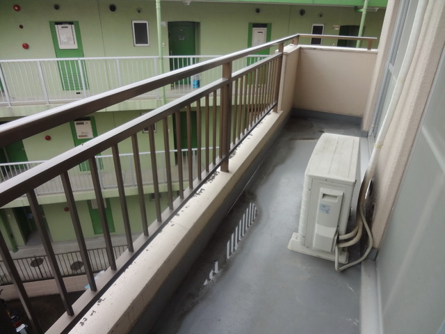 バルコニー　※別室参考写真