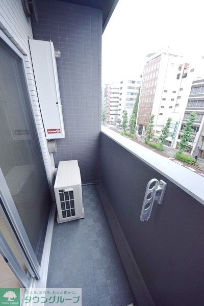 バルコニー　バルコニー