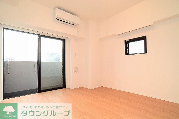 居室・リビング　※カラータイプ異なります。