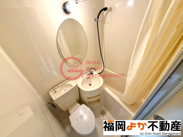 バス・シャワールーム　ゆったり過ごせるお風呂です