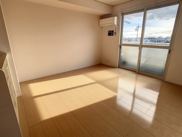 グレイス SEの居間写真
