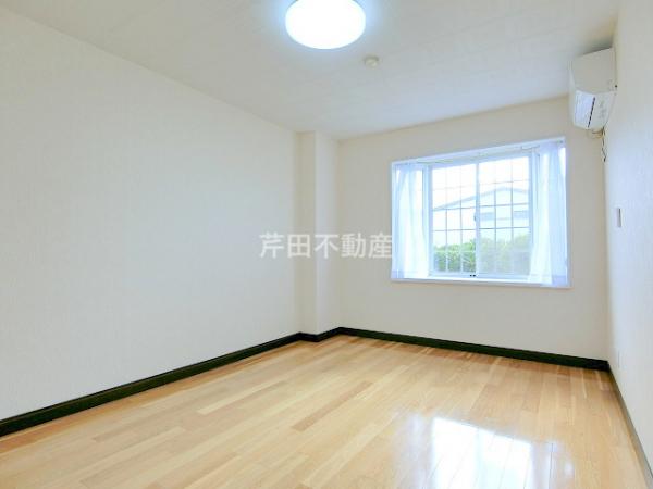 居室・リビング　写真は別のお部屋のイメージです