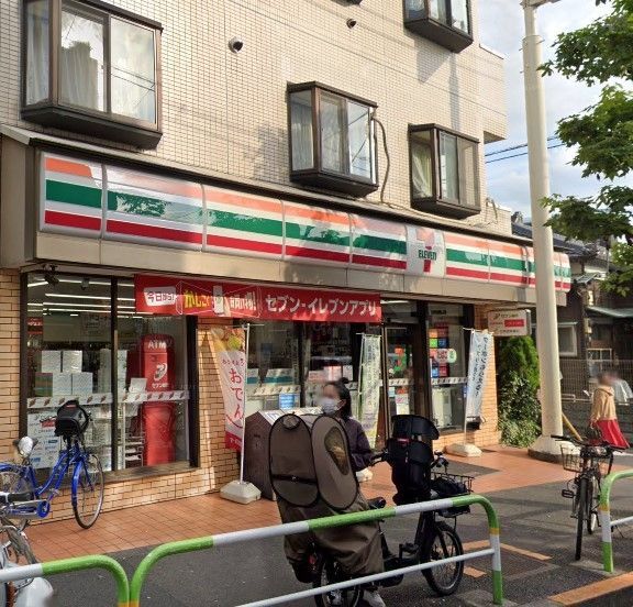 コンビニ　セブンイレブン北区神谷3丁目店（コンビニ）まで120m