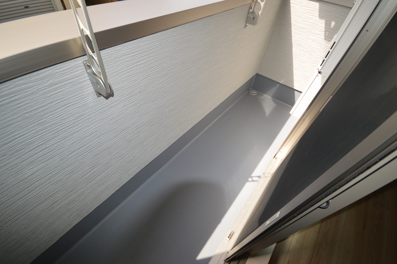 バルコニー　現況優先