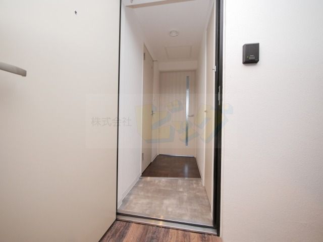 玄関　広々とした玄関です♪