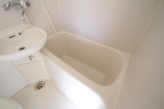バス・シャワールーム　※別号室の写真です。