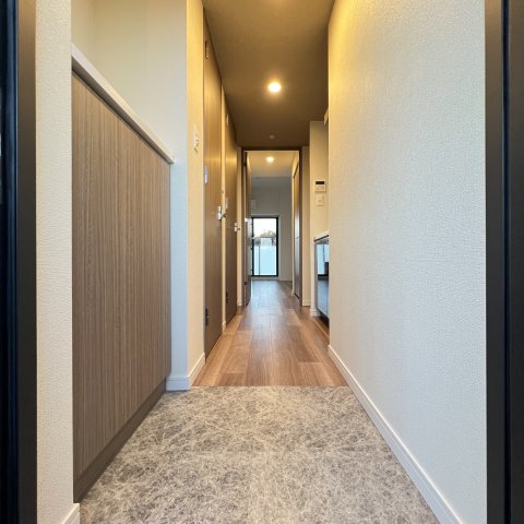 玄関　同仕様タイプです