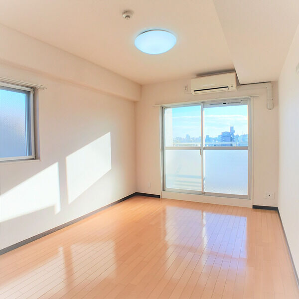 居室・リビング　明るい綺麗なお部屋♪