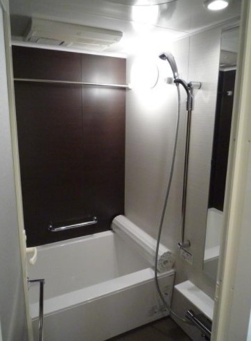 バス・シャワールーム　☆ゆっくりくつろげるお風呂☆