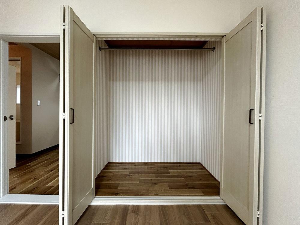 収納　クローゼット