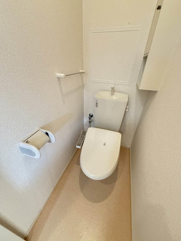 トイレ　トイレ