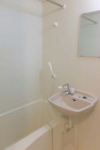 バス・シャワールーム　浴室換気乾燥機能付き