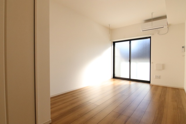 居室・リビング　※別室の参考写真の為、現況優先です。