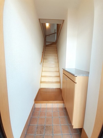 玄関　※別号室の写真です