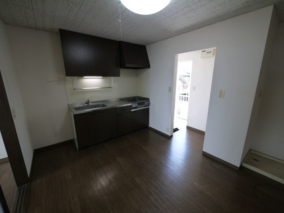 居室・リビング　※別号室の写真です