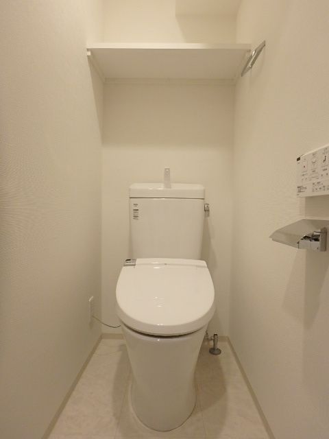 トイレ　シャワー付きトイレ