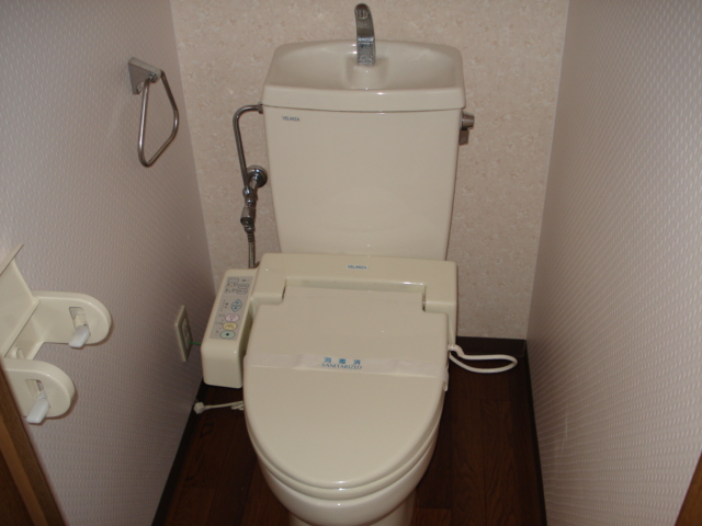 トイレ　ＷＣ（シャワートイレ付）