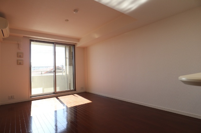 居室・リビング　別部屋参考写真