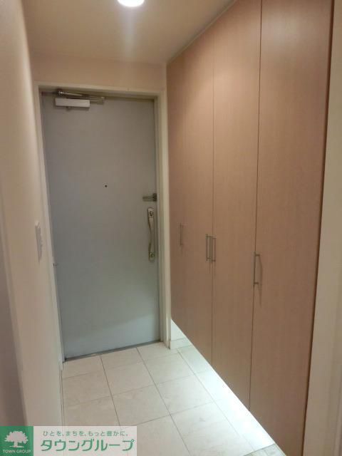 玄関　たっぷり収納可能な下駄箱