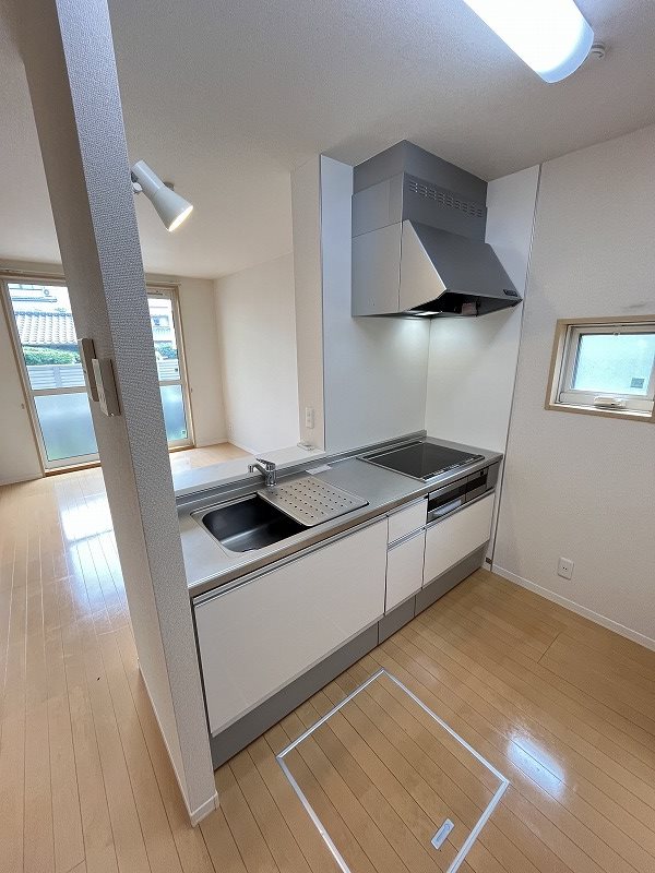 キッチン　反転タイプ