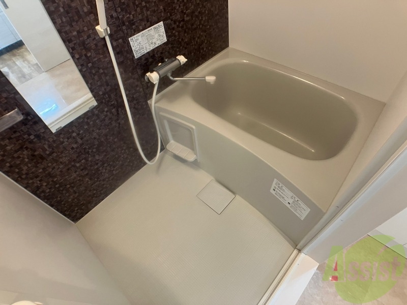 バス・シャワールーム　お風呂になります。一日の疲れを癒してくださいね。