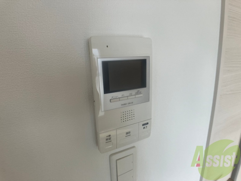 セキュリティ　ＴＶモニター付インターホンです。来客者の顔が見えるので安心！