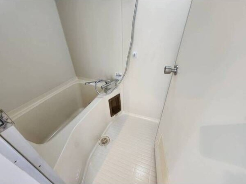 バス・シャワールーム　図面と現状に相違がある場合には現状を優先