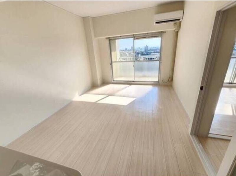 居室・リビング　図面と現状に相違がある場合には現状を優先