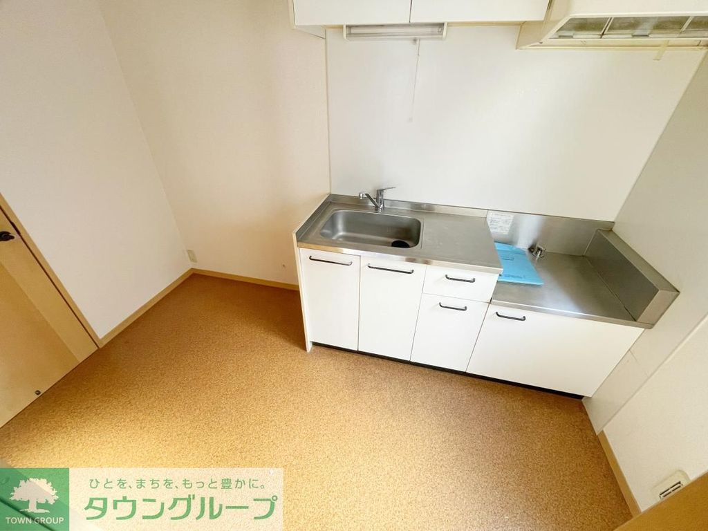 キッチン　★キッチン回りも広々★