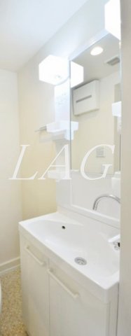 洗面設備　独立洗面台です。