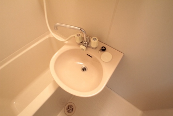 洗面設備　※別部屋の写真です