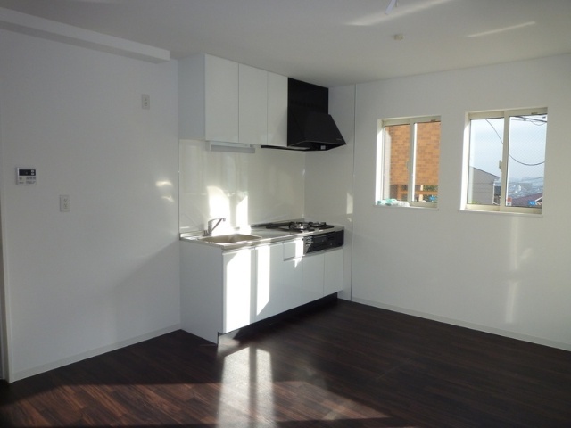 キッチン　３口グリル付きガスコンロ