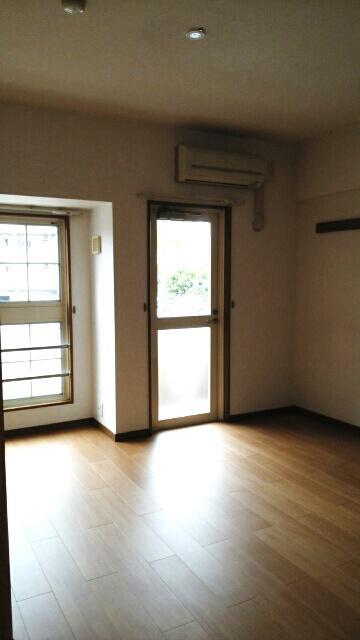 居室・リビング　居室