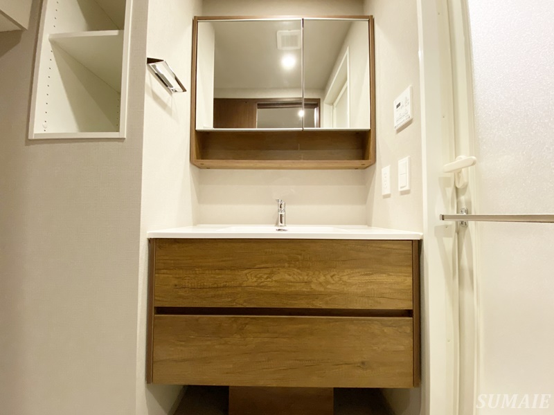 洗面設備　独立洗面台です☆