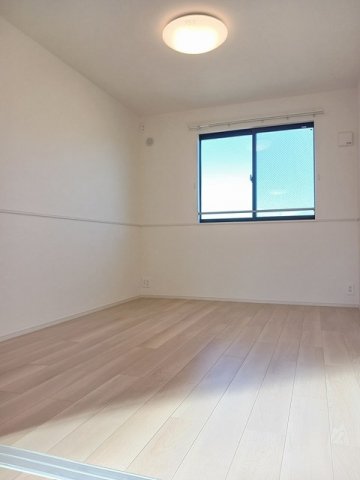 その他部屋・スペース　明るい色調の室内です