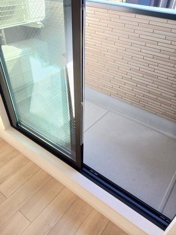 バルコニー　外からの目が気にならないバルコニーで洗濯物が干せます