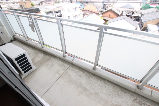 バルコニー　※別室の参考写真の為、現況優先です。