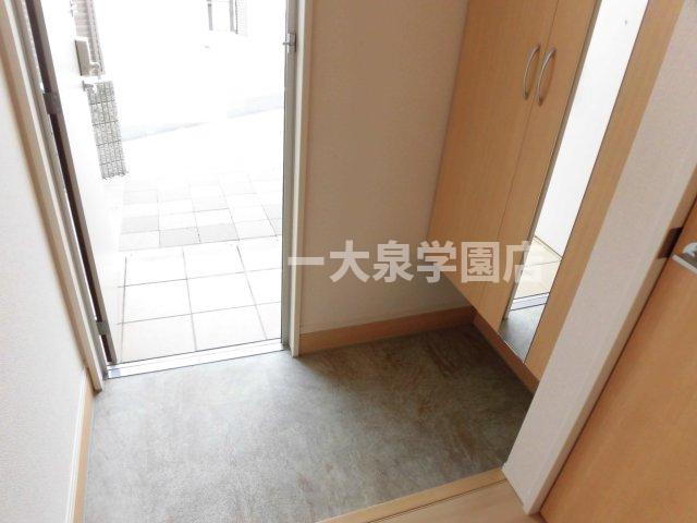 玄関　参考写真