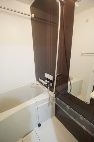 バス・シャワールーム　バスルーム