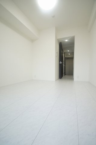 その他部屋・スペース　清潔感のあるフローリングのお部屋です