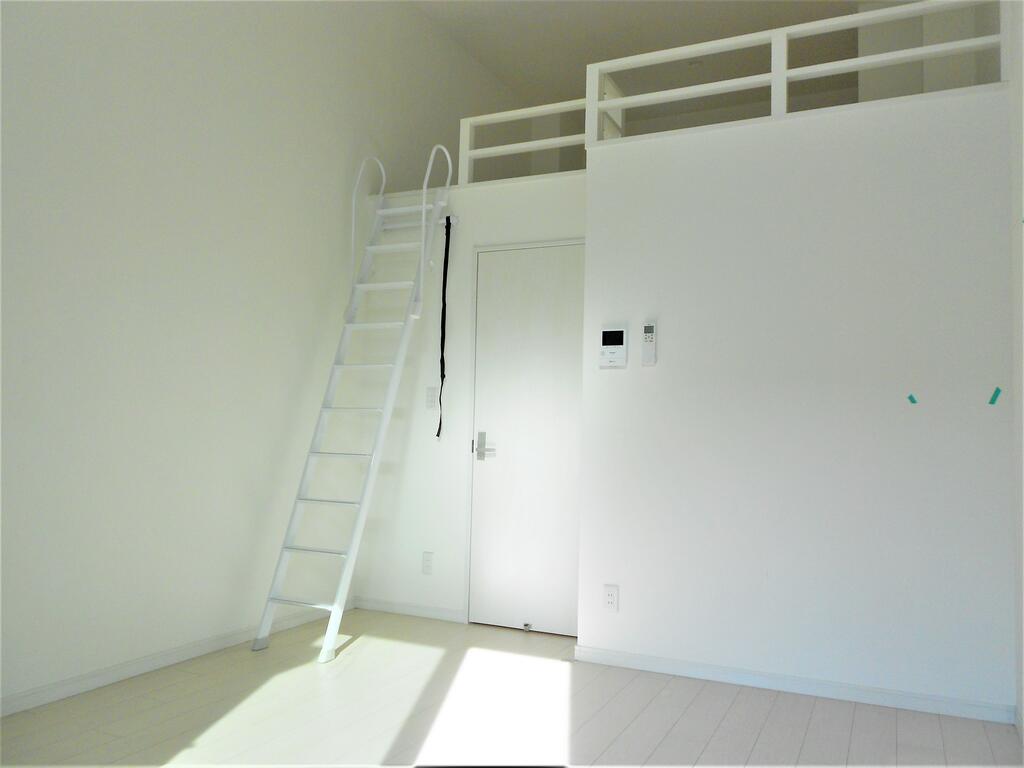 居室・リビング　同じタイプ同じモデルを使用