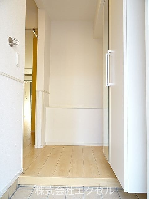 玄関　シューズボックス付きの玄関です。