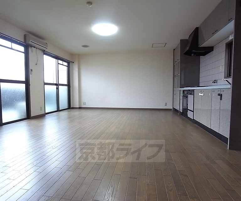 居室・リビング　１８．５帖のＬＤＫです。