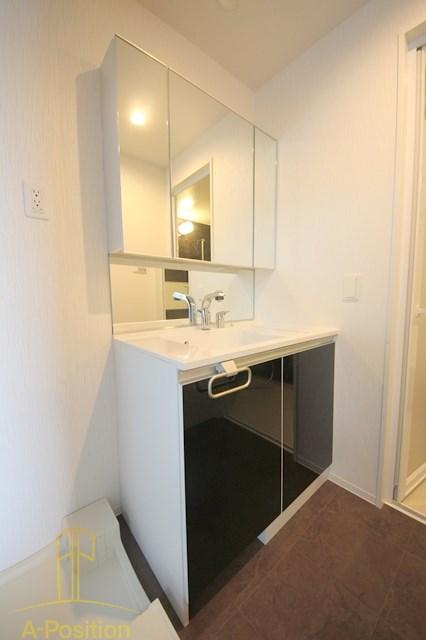 洗面設備　クラヴィエ西梅田