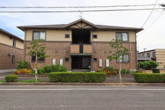 建物外観　外観は落ち着いています