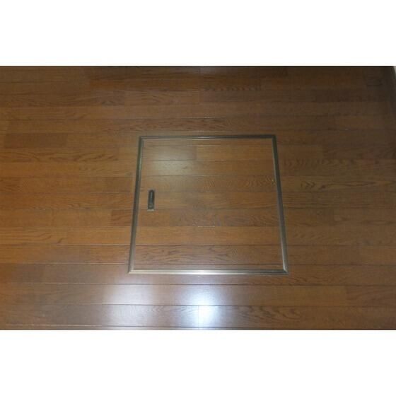 収納　床下収納