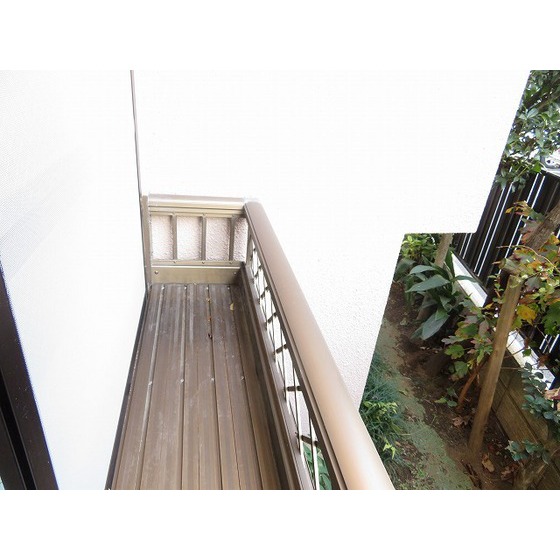 バルコニー　フラワーボックス