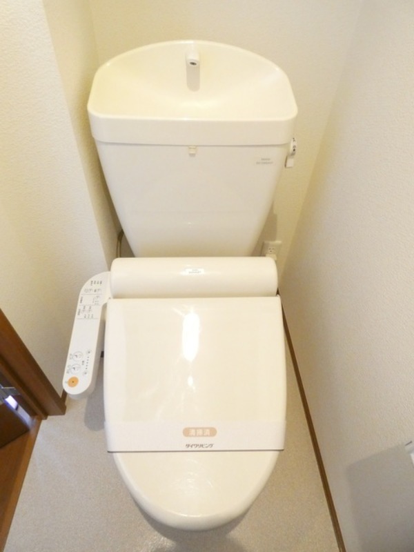 トイレ　図面と現状に相違がある場合には現状を優先