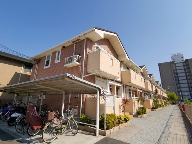 建物外観　日当り良好の建物です